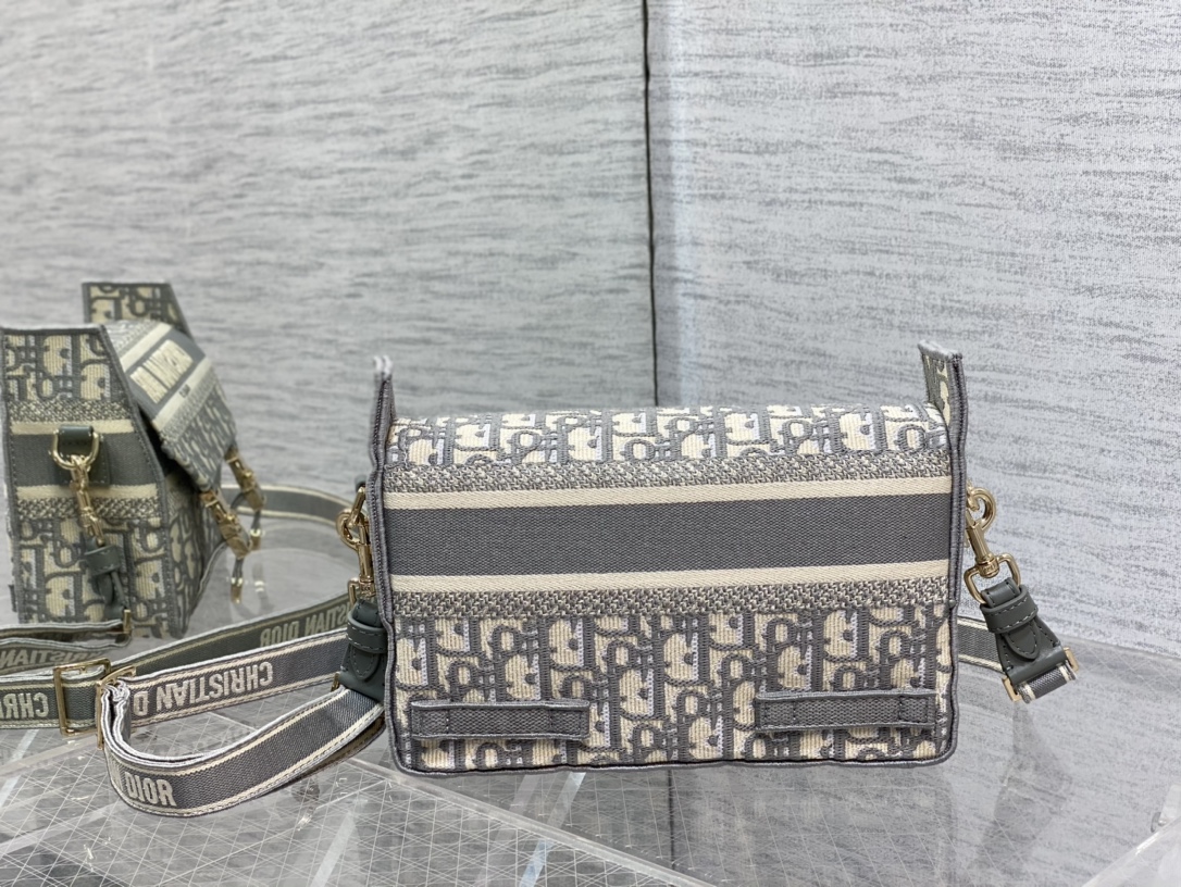 D*or camp bag-23×15×8cm