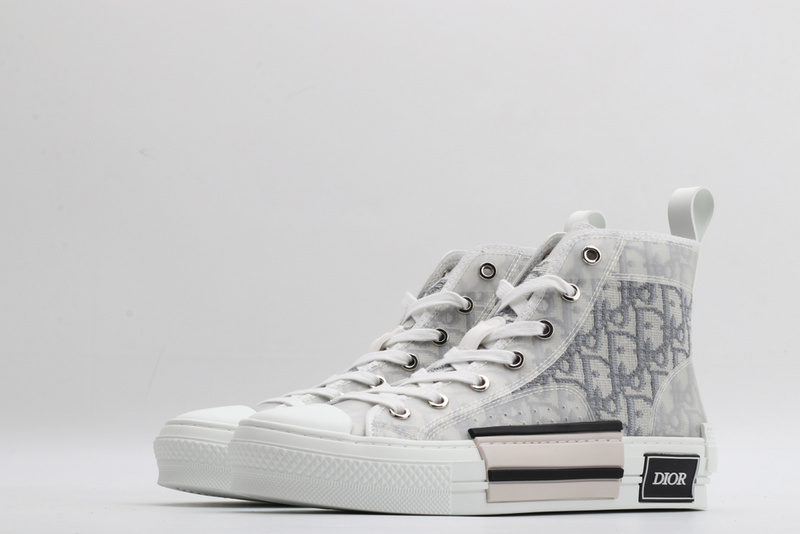 D*or high-top sneakers