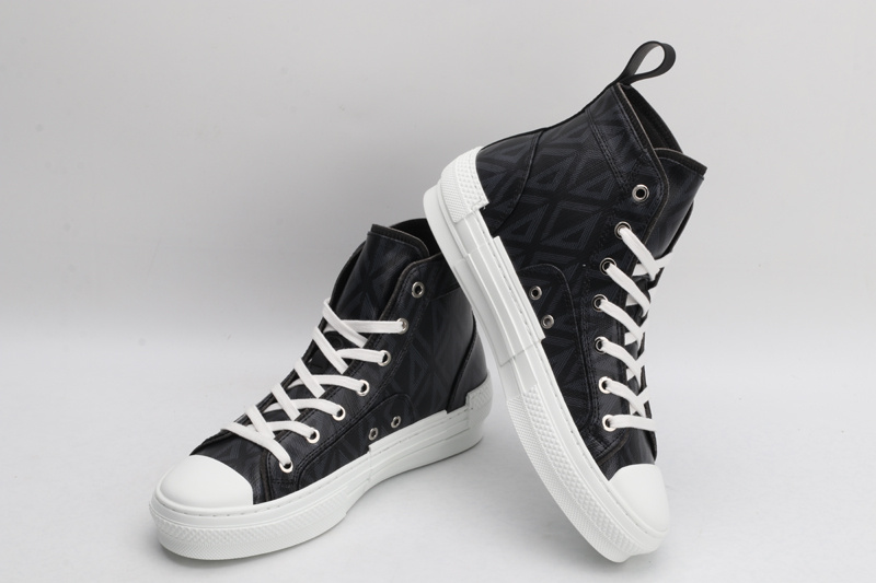 D*or high-top sneakers