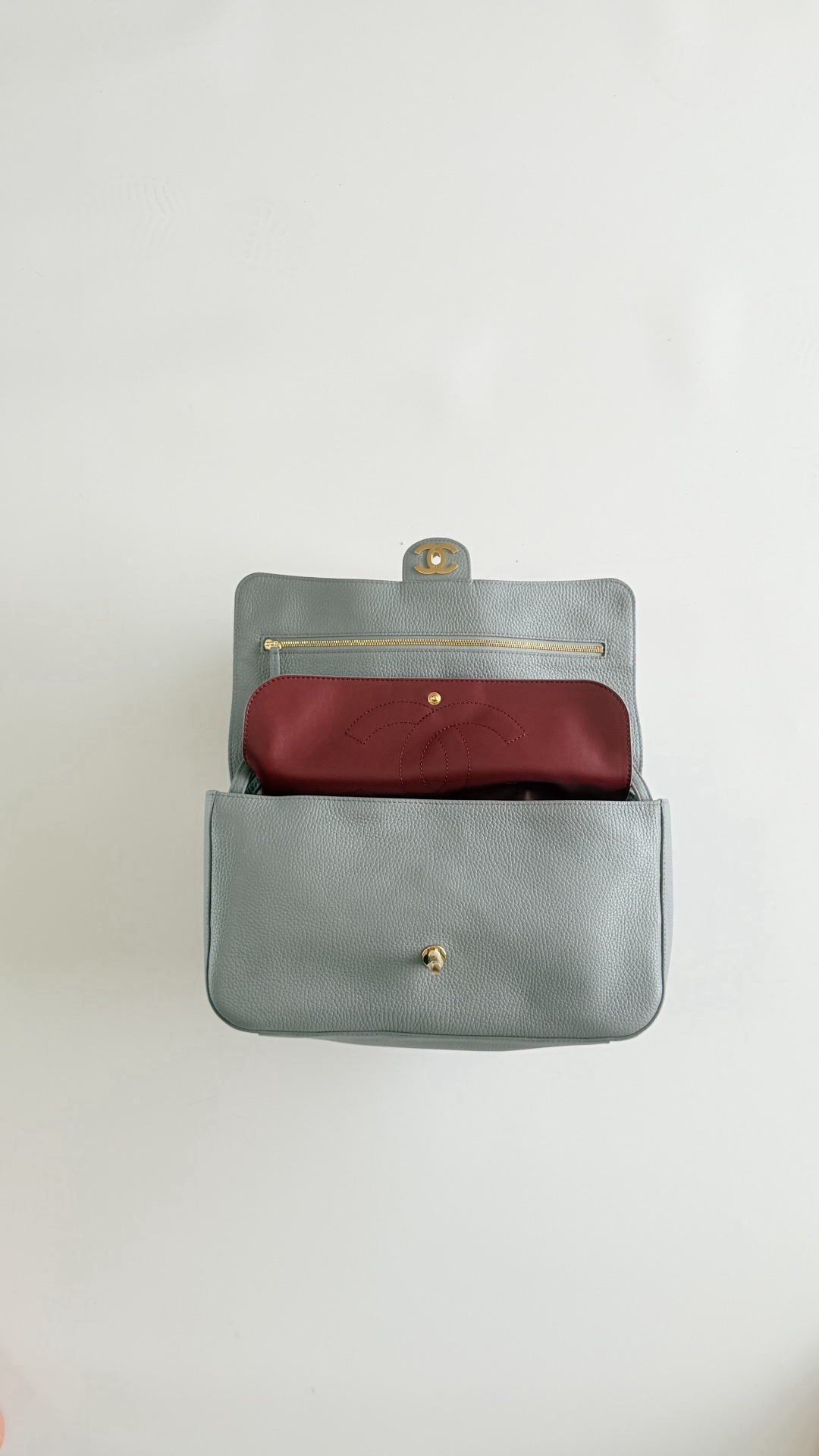 Cha*nel Grained Calfskin Small Souplissimo Maxi Flap-32CM