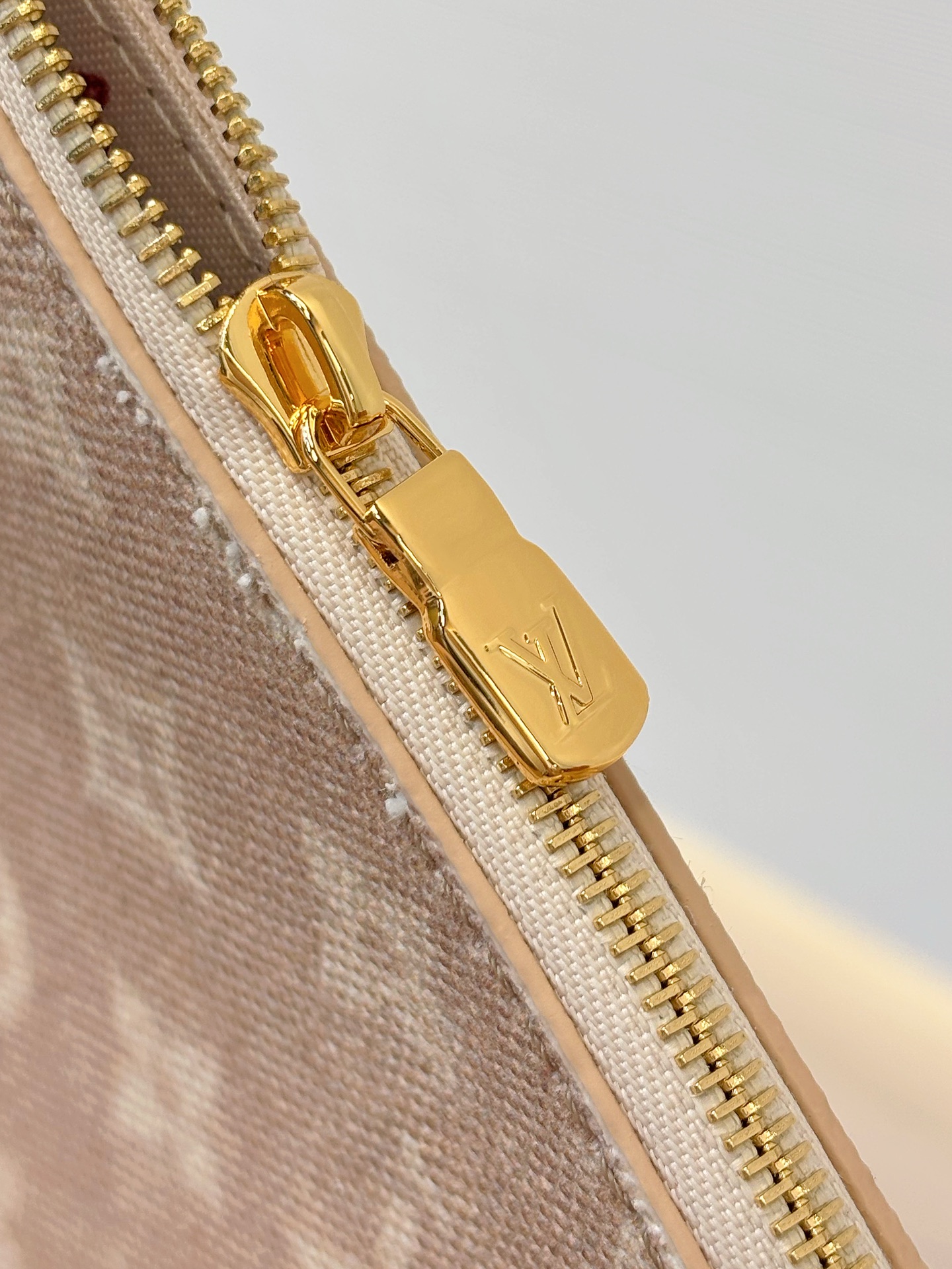 LV All In Other Monogram Canvas -M12926-31 x 18 x 26CM