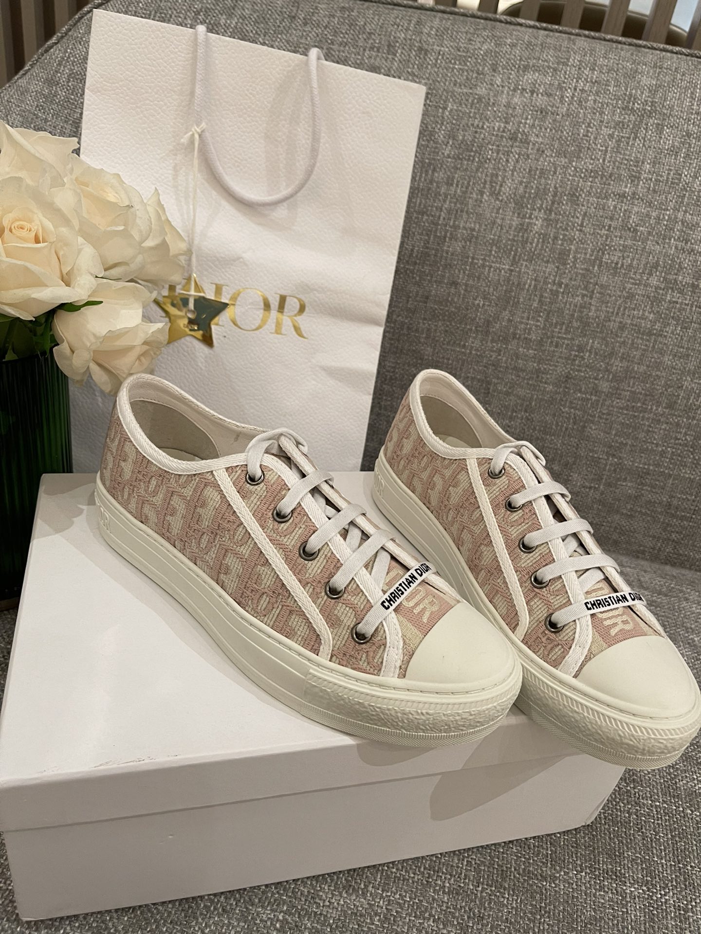 D*or sneakers