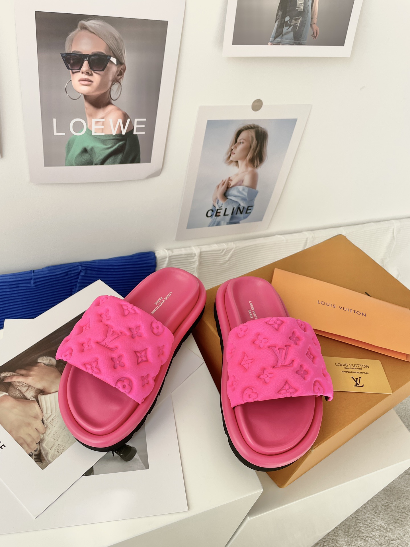 LV Pool Pillow Slides(EU35-41)