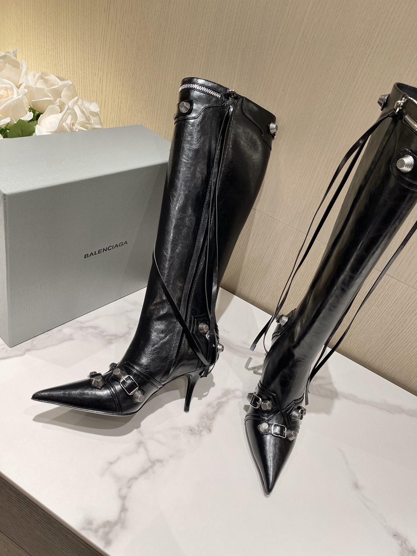 Ba*len*cia*ga boots