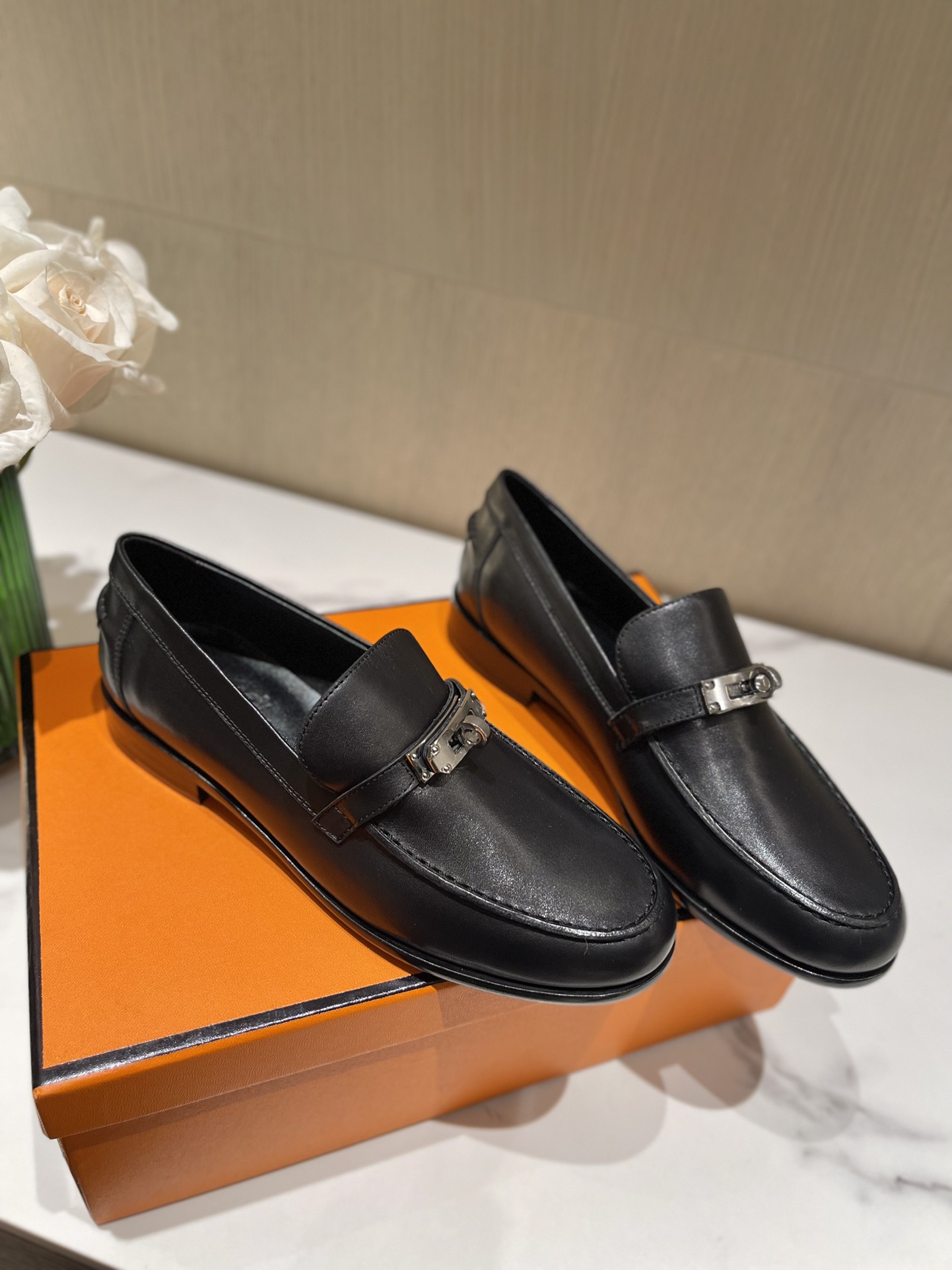 H**mes loafers(eu35-eu40)