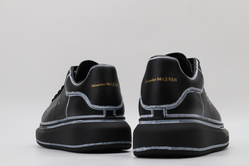 A1exa*der m*q*en sports shoes