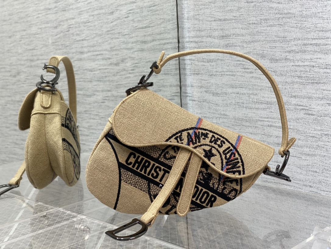 D*or saddle bag-20 x 28.6 x 5cm