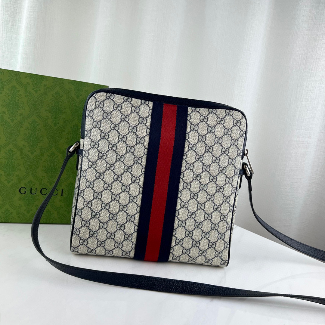 g*u*i gg S*p*e bag-28*29*6cm