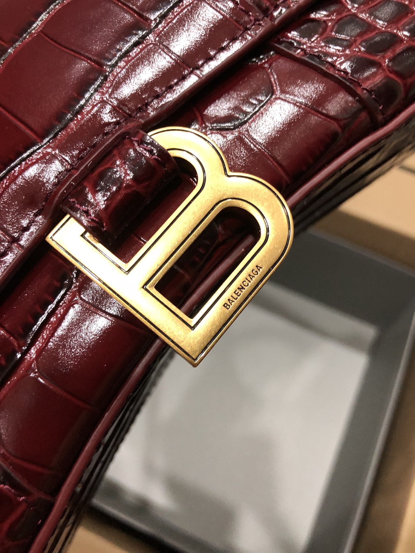 Ba*len*cia*ga small hourglass bag-13*8*19cm