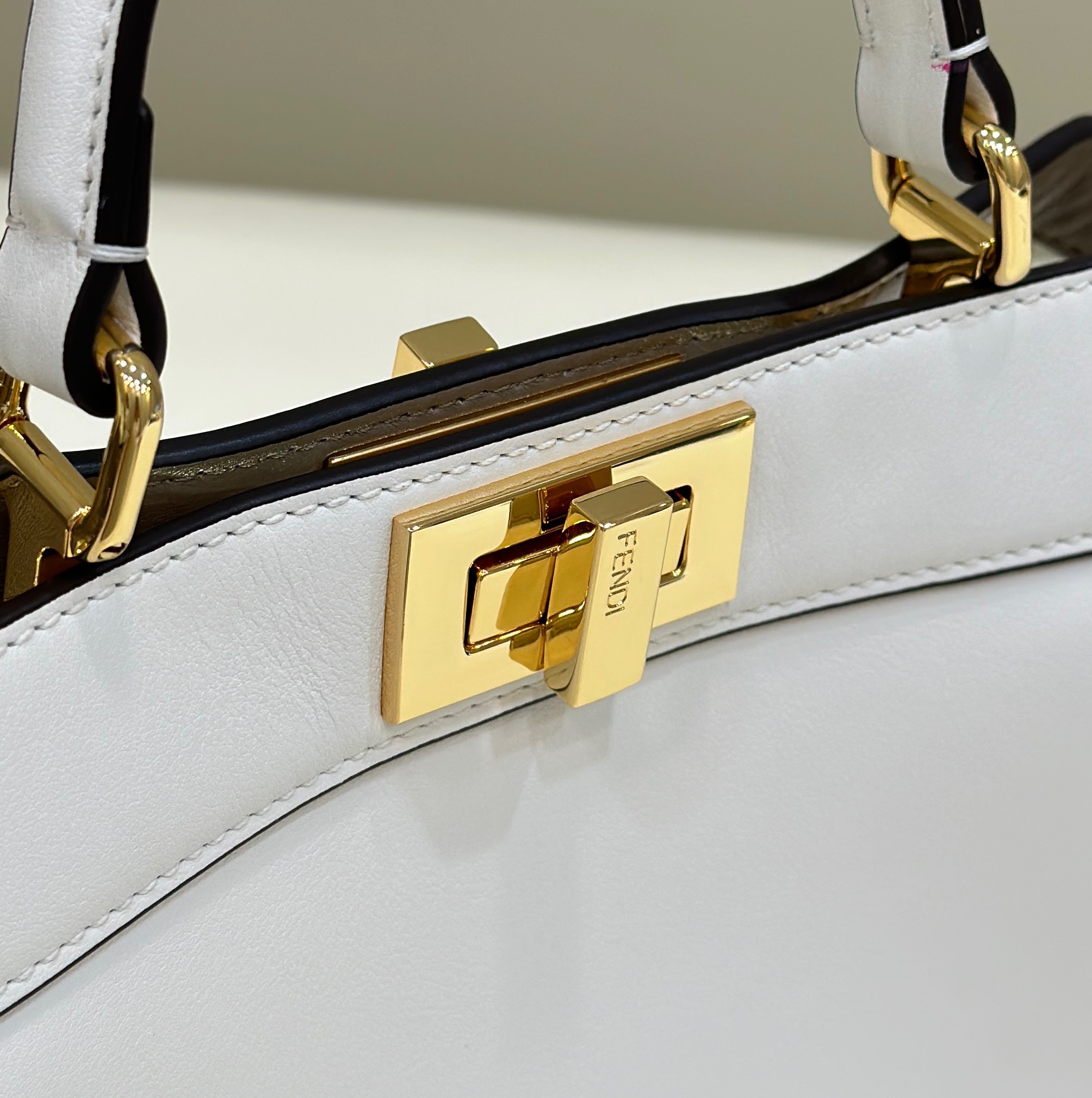 F**di peekaboo i see u bag-29*12*18.5cm
