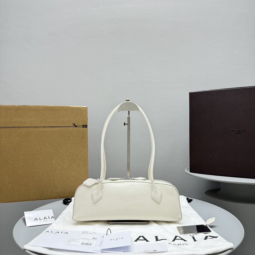 Alaïa Le Teckel "Sausage Dog" Shoulder Bag-32*13*10CM
