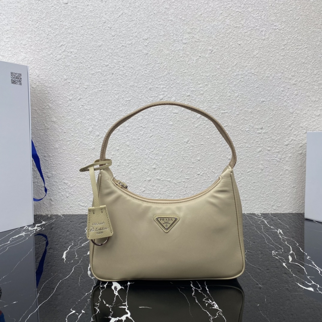Pra*a 1ne515 nylon hobo bag-23*13*5cm