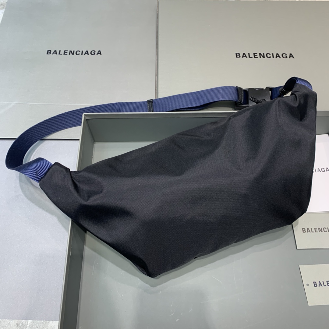 Ba*len*cia*ga wheel logo waist bag-23*5*20cm