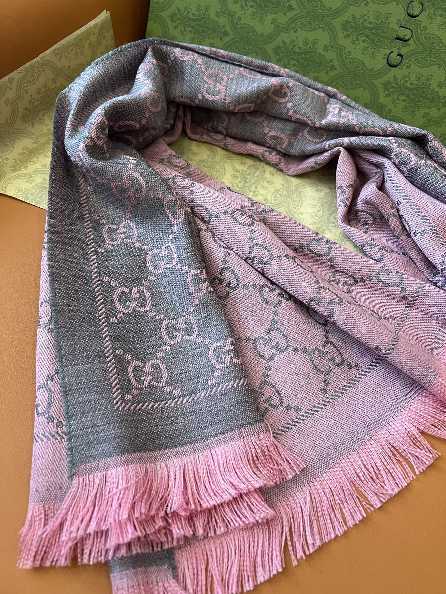 G*u*i scarf-48*180cm