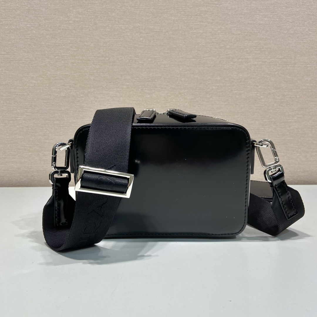 Pra*a messenger bag-2vh070-19*12.5*5.5cm