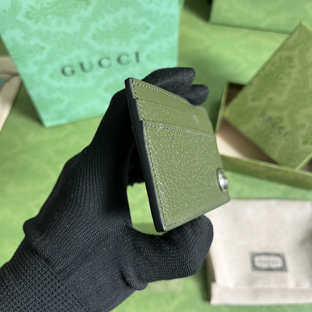 G*u*i wallet-11*9cm