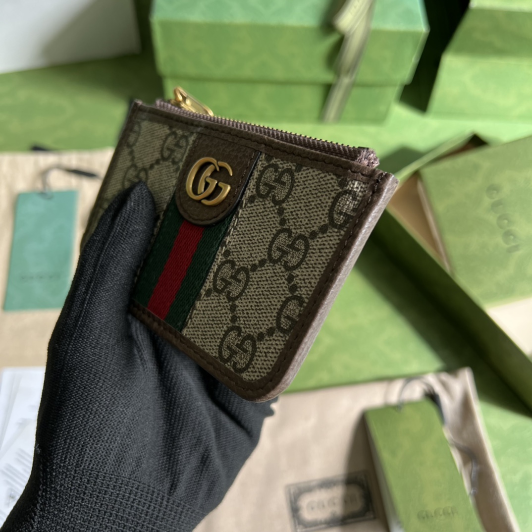 G*u*i wallet-12*7.5*1cm