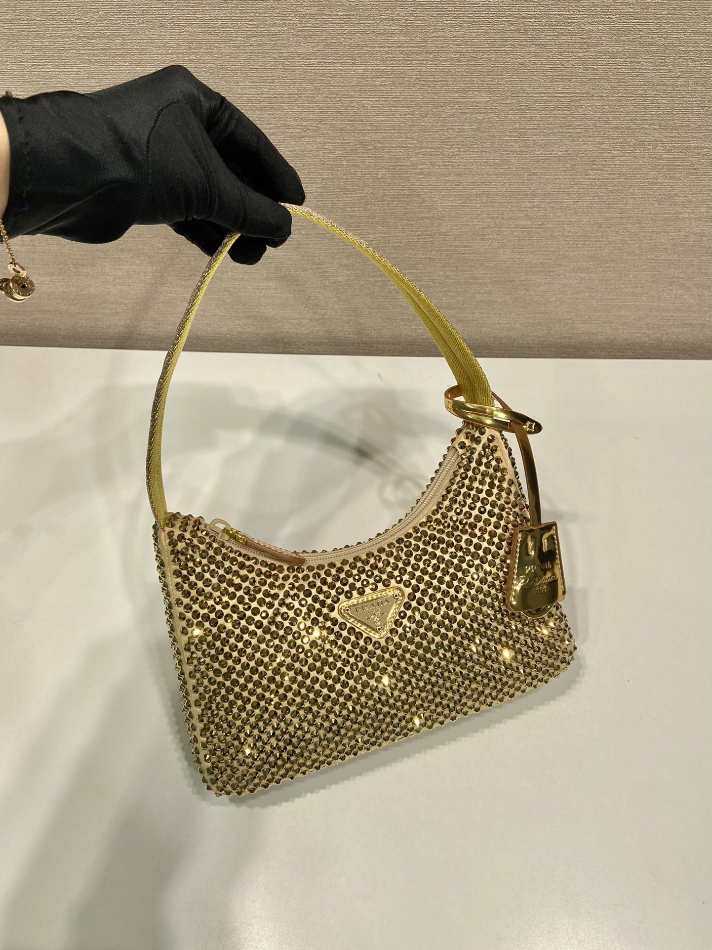 Pra*a nylon 1ne515 hobo bag-23*14*5cm