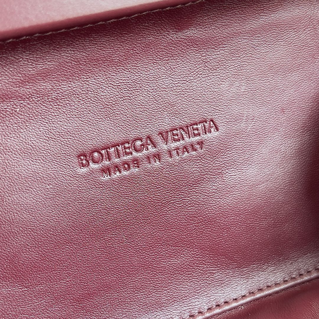 b0tte*a Ven*ta knot pouch-20.5*6*12.5cm