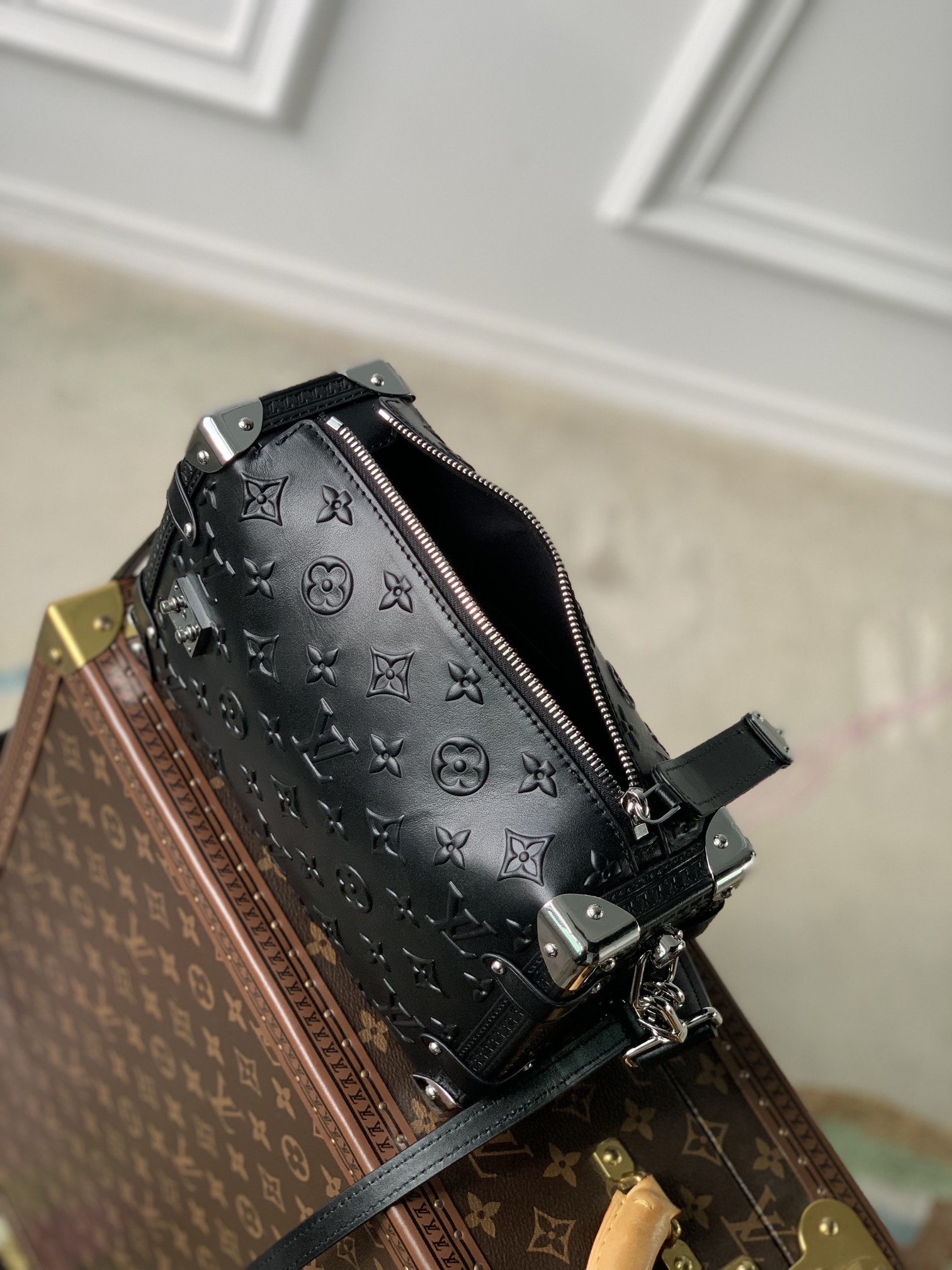l0*is V*t0n side trunk pm-m21709-21×14×6cm