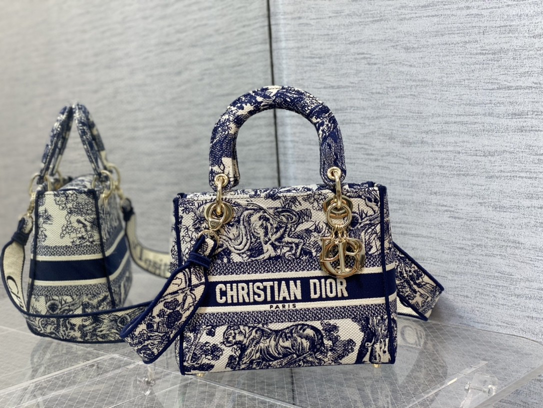 lady D*or handle bag-24cm