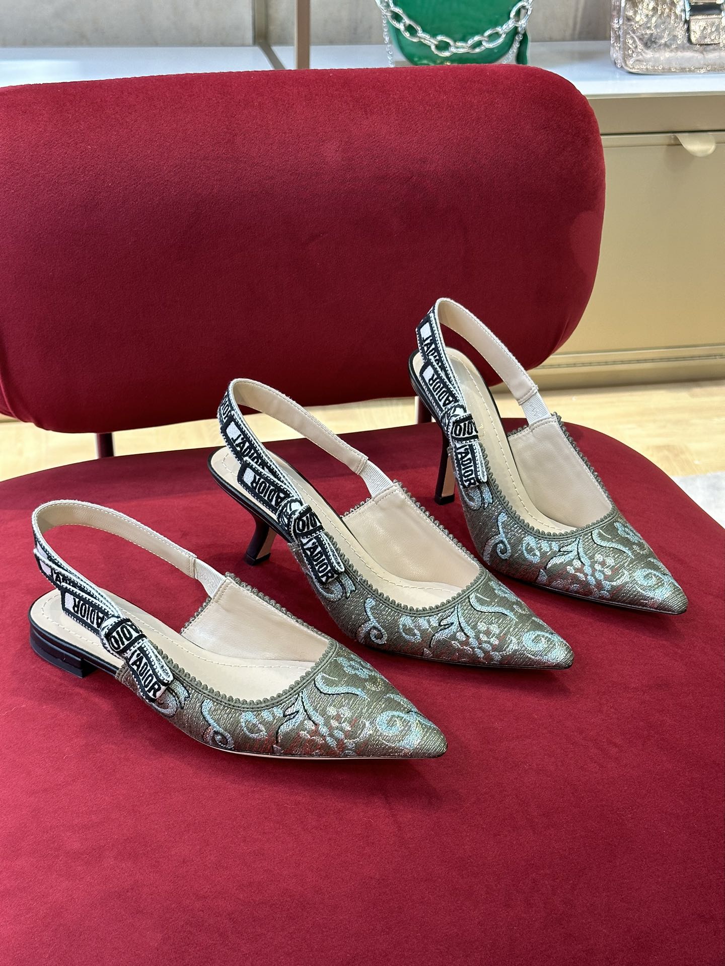 D*or slingback