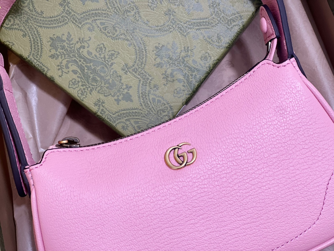 G*u*i aphrodite bag-21*12*4cm