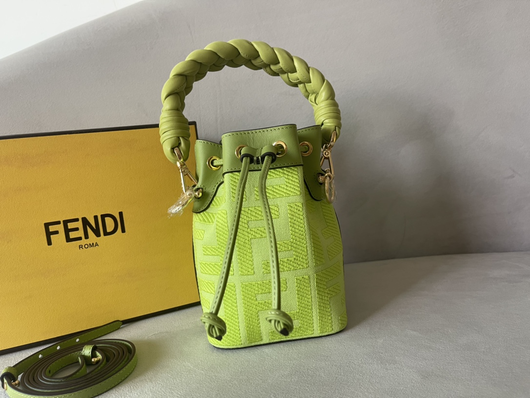 F**di mini mon tresor bag -12x18x10cm