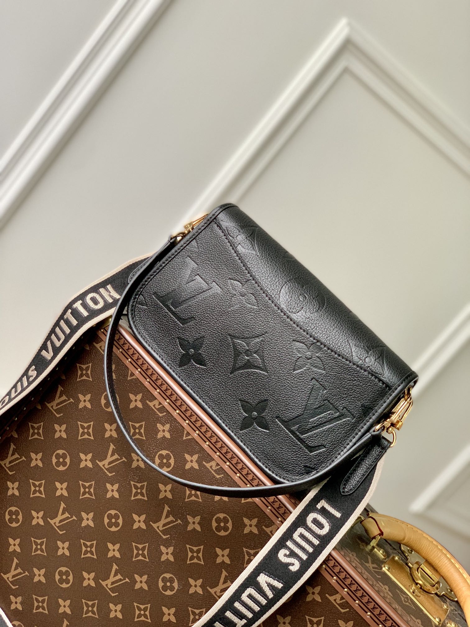 l0*is V*t0n diane handbags-m46386-23 x 16 x 8.5cm
