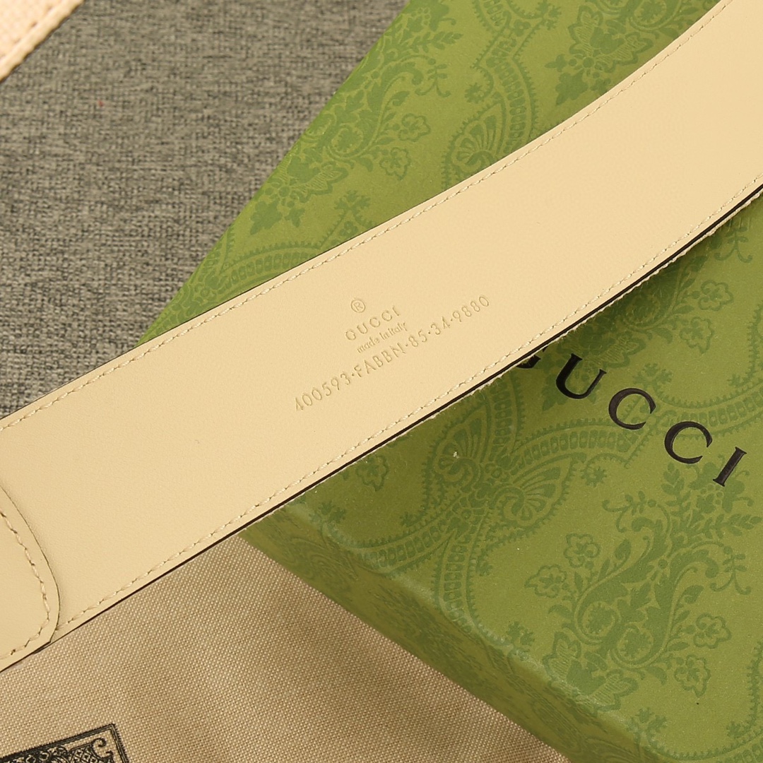 G*u*i belt-4cm