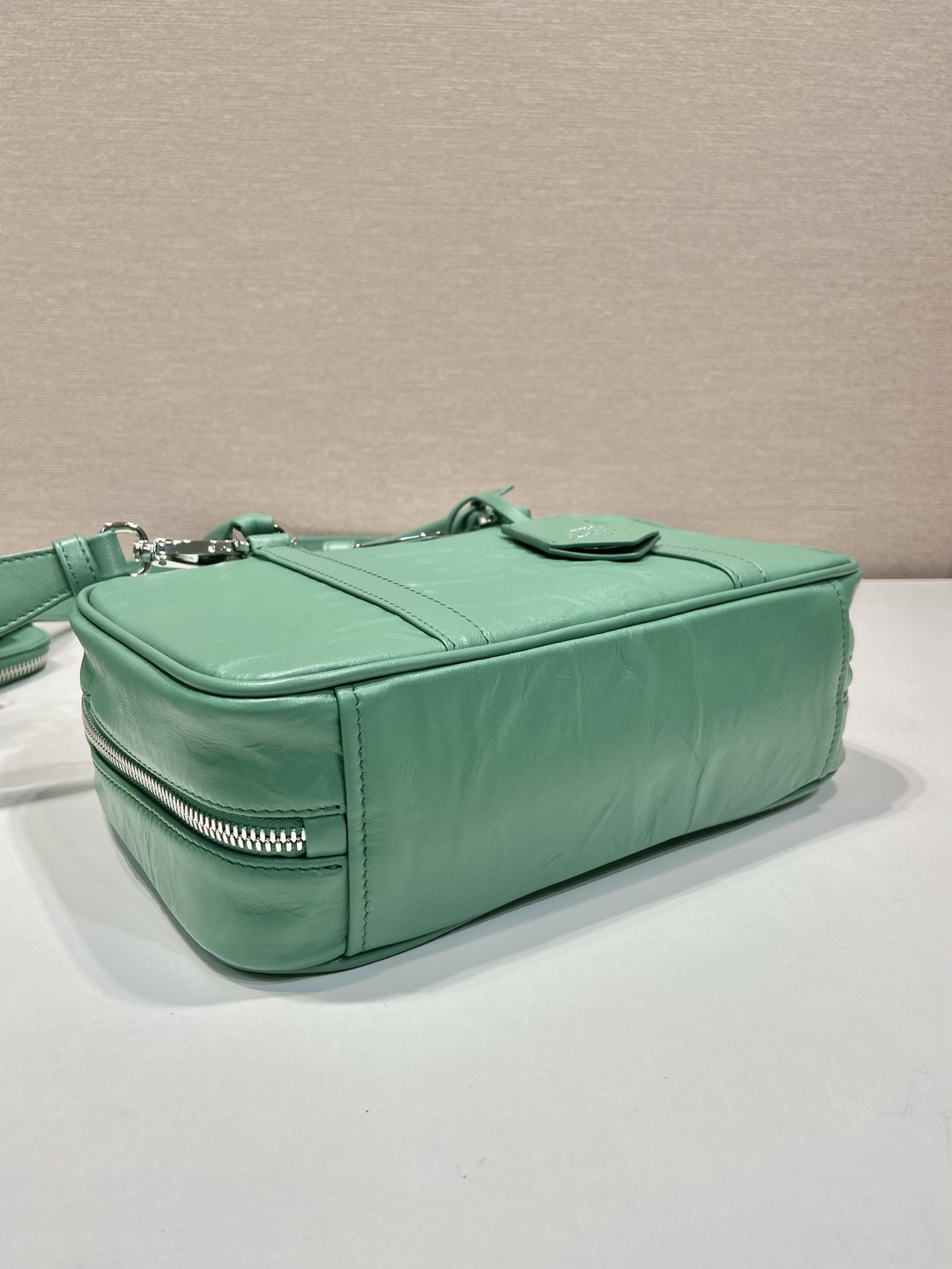 Pra*a 1bb092 boston tote-24*15.5*7cm
