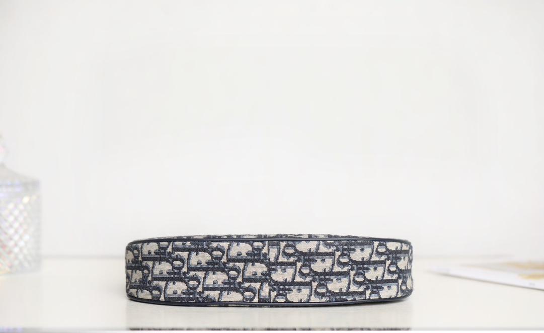 D*or cd lounge bag-26 x 15 x 5.5 cm