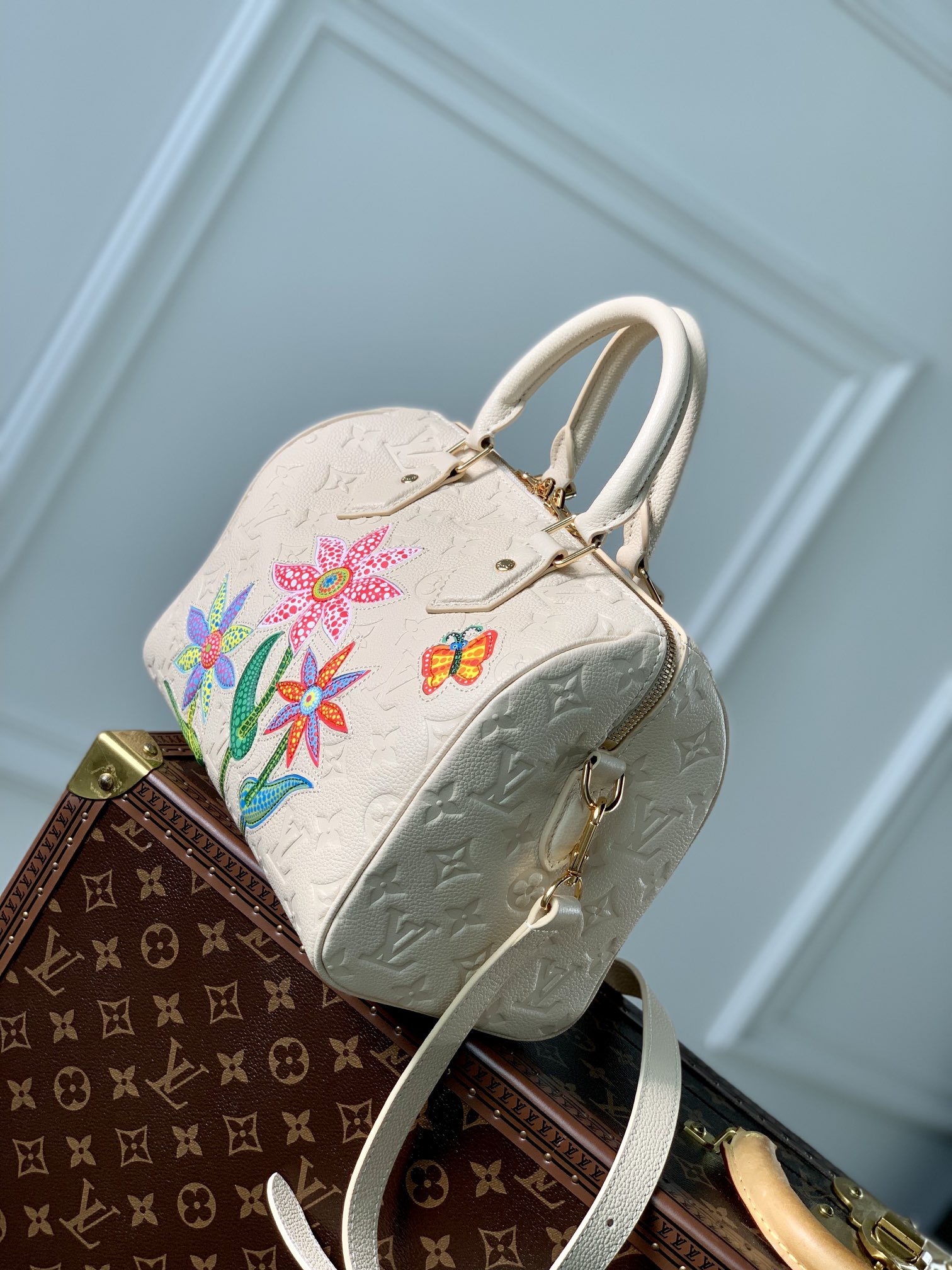 l0*is V*t0n xyk speedy bandoulière 25-25x 19 x 15cm