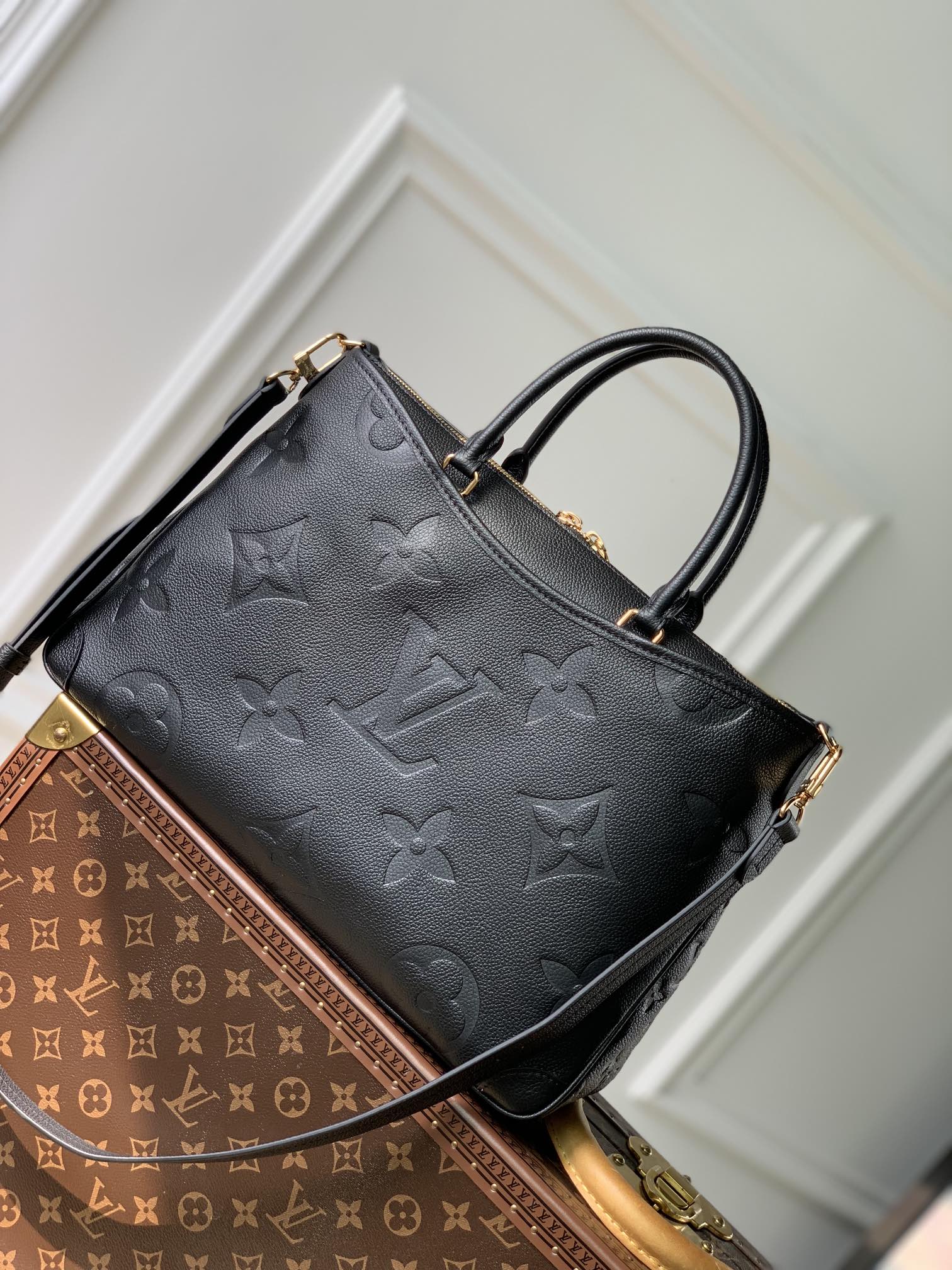 l0*is V*t0n trianon handbags-36*22*9cm