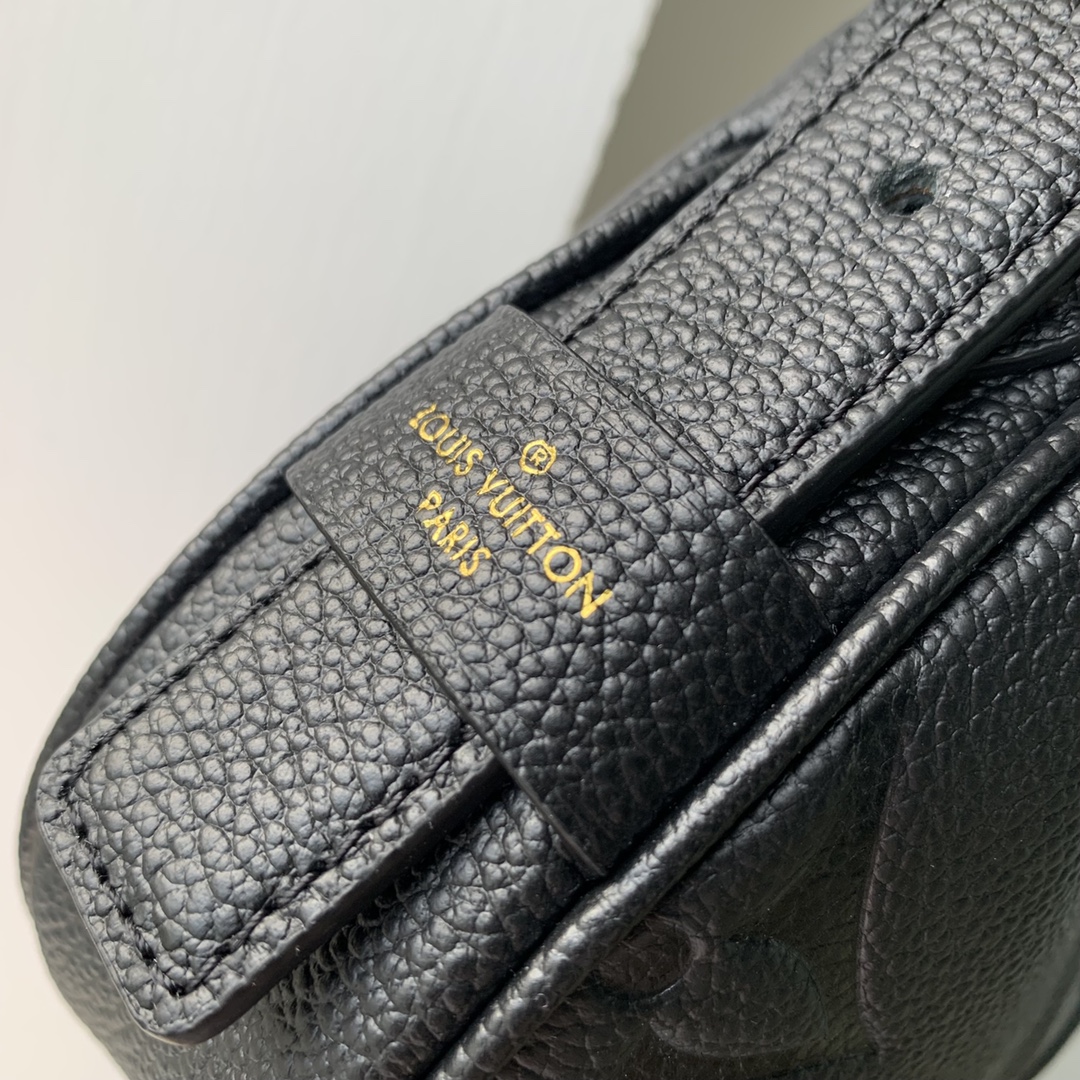 l0*is V*t0n mini moon bag m46692-20.5 x 11 x 5cm