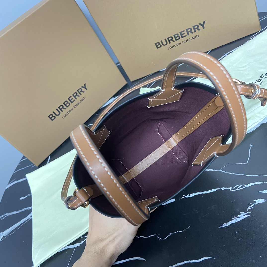 B**rry bucket bag-13*8.5*19.5cm