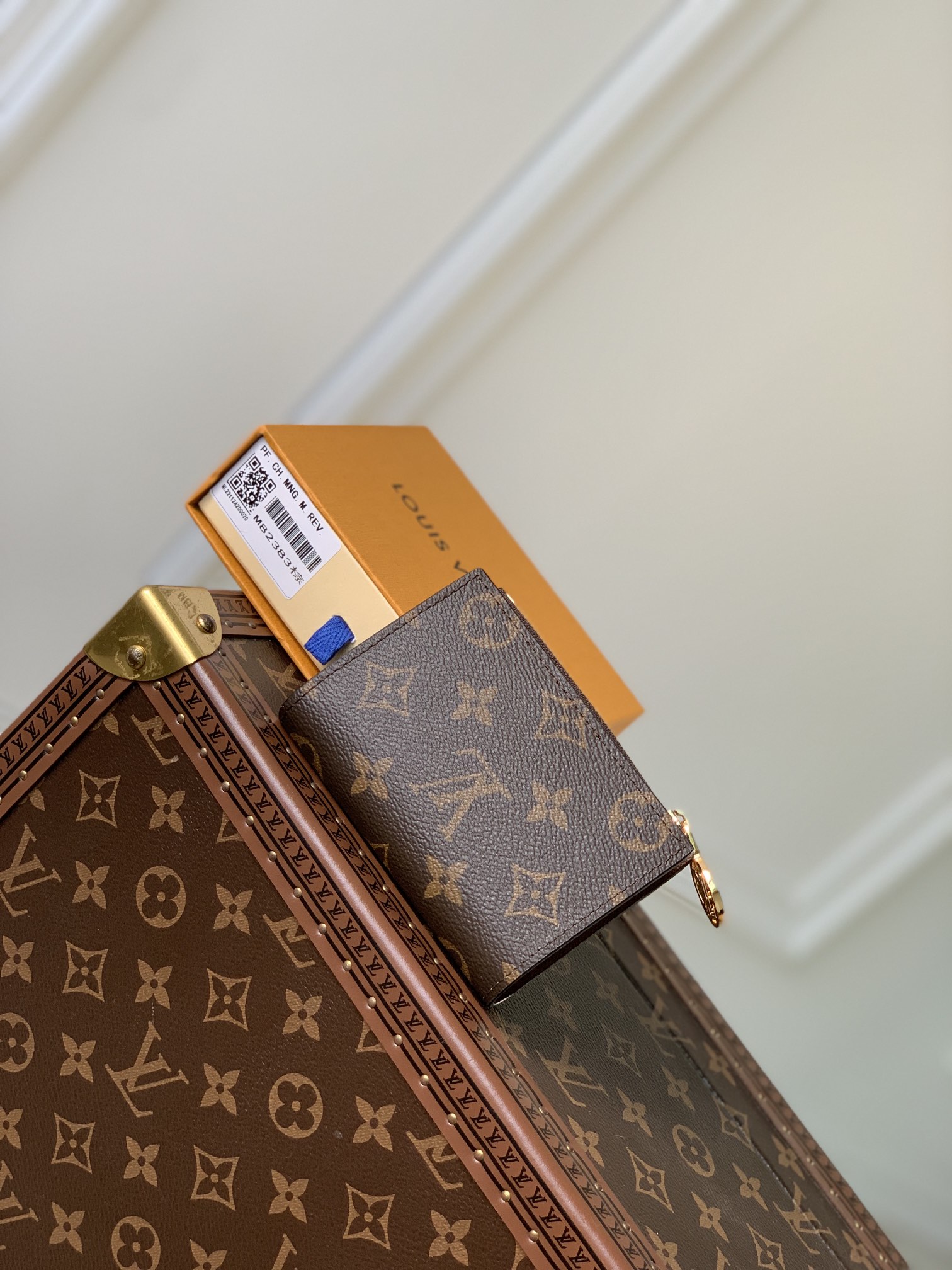 l0*is V*t0n wallet- m82381-9×11.5×1.5cm