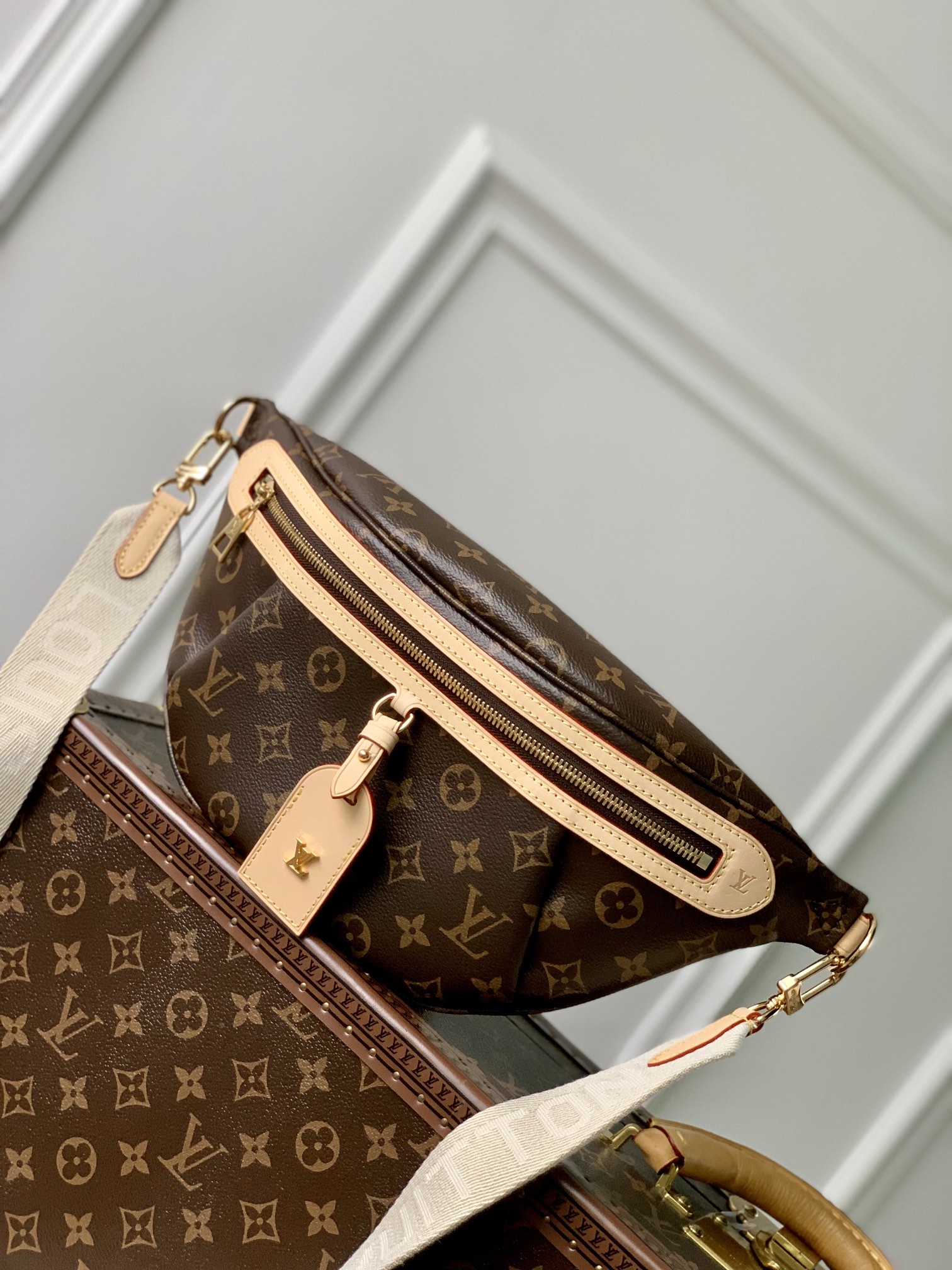 l0*is V*t0n mini bumbag-m46784-38×16×7.5cm
