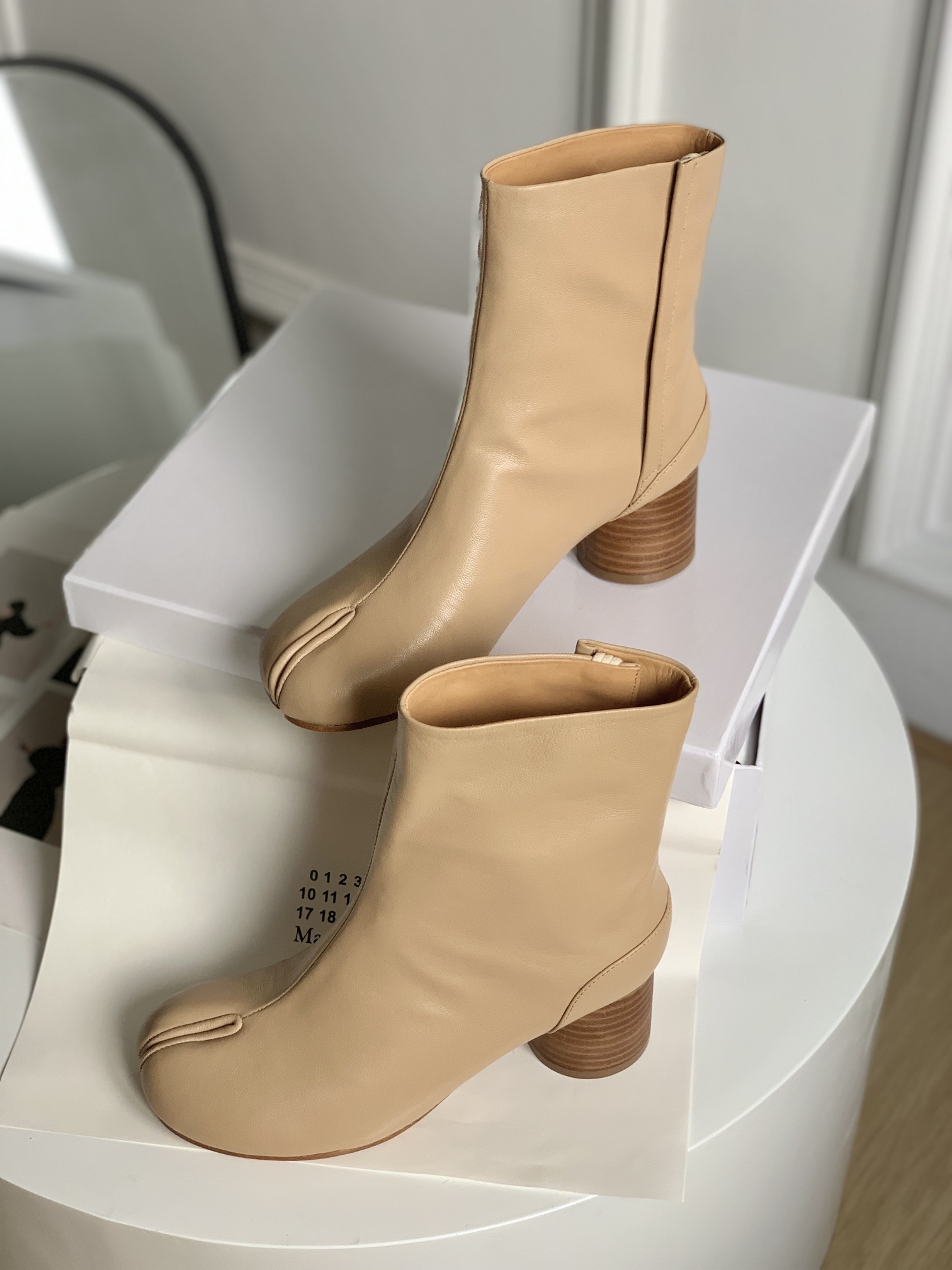ma1s0n Marg*e1a boots