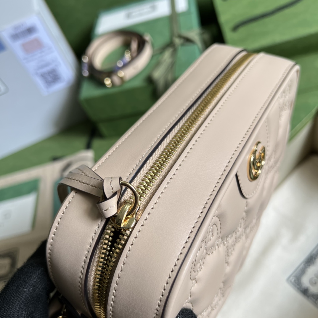 G*u*i ophidia bag-21.5x 17x 7.5cm