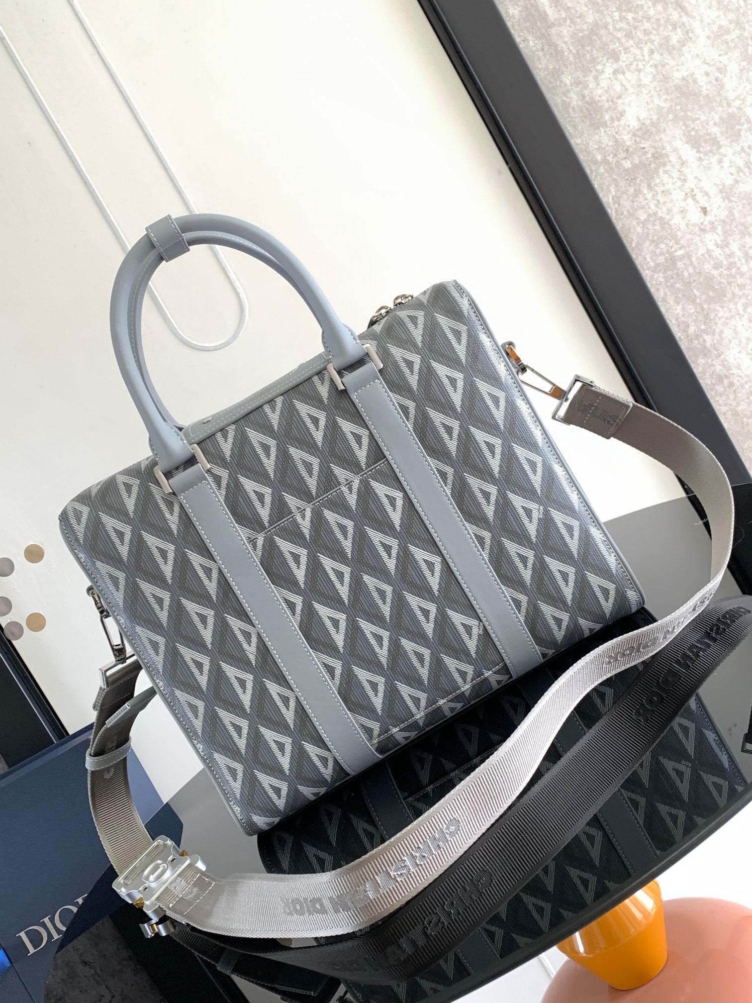 D*or lingot messenger bag-35 x 27 x 6cm