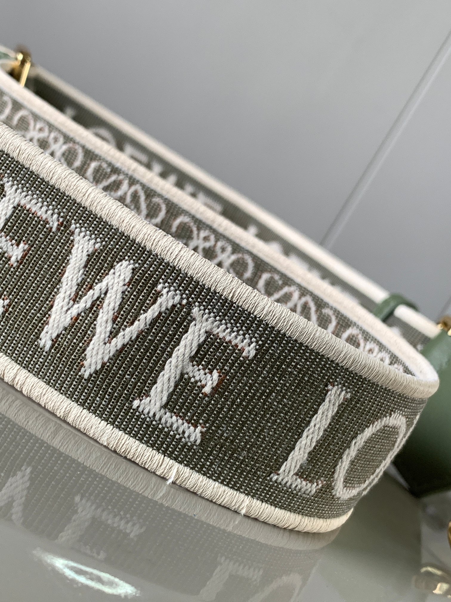 L0ew* anagram straps-134cm