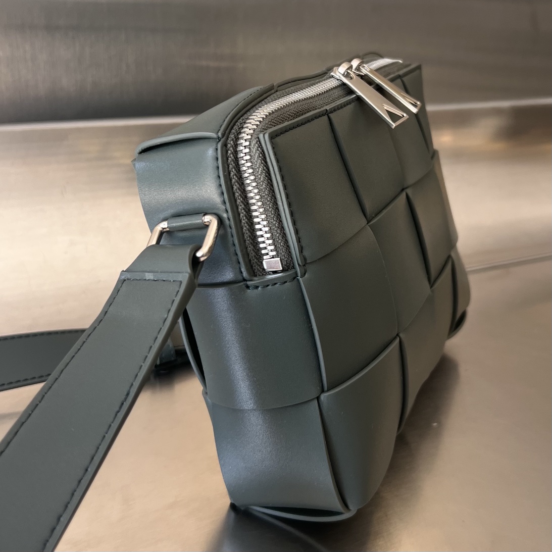 b0tte*a Ven*ta camera bag-20x15x5cm