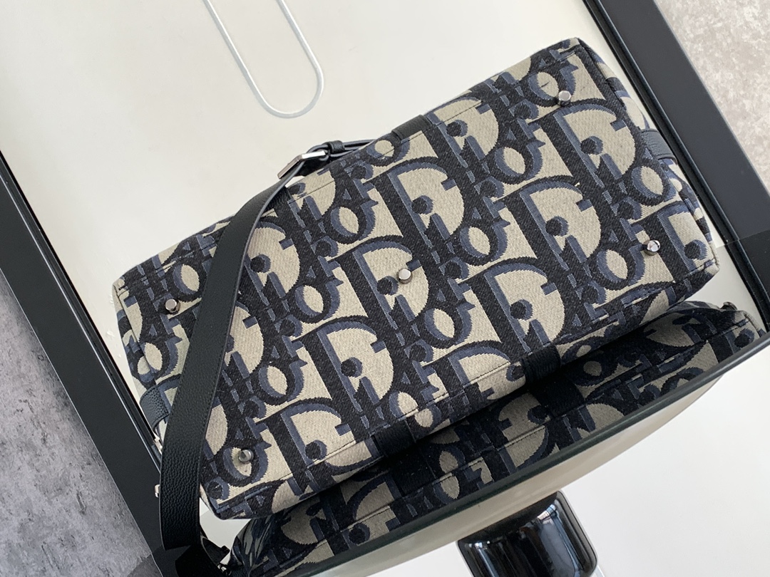 D*or weekender 40 handbags-40 x 33 x 22.5 cm