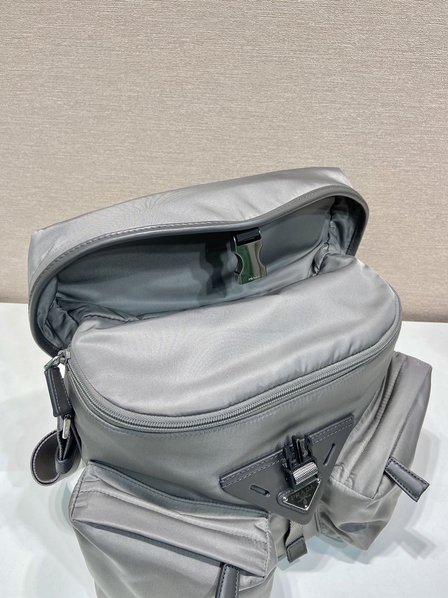 Pra*a 2vd062 crossbody bag -29*23*15cm