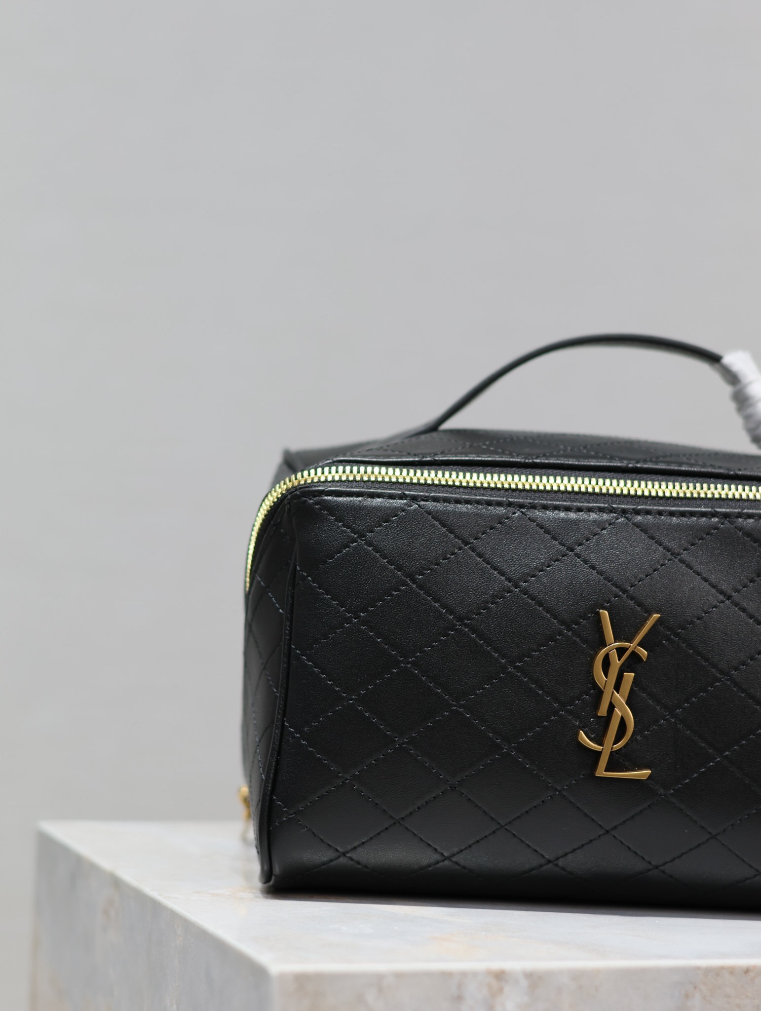 Y*L gaby cosmetic bag-21×13×13cm
