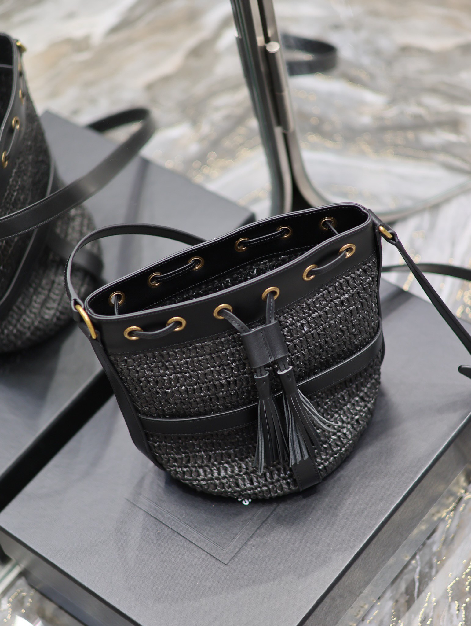 Y*L raffia straw craft bucket bag-22×15×15cm