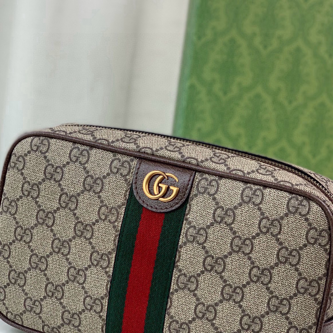 G*u*i savoy pouch-14.5x23.5x6.5cm