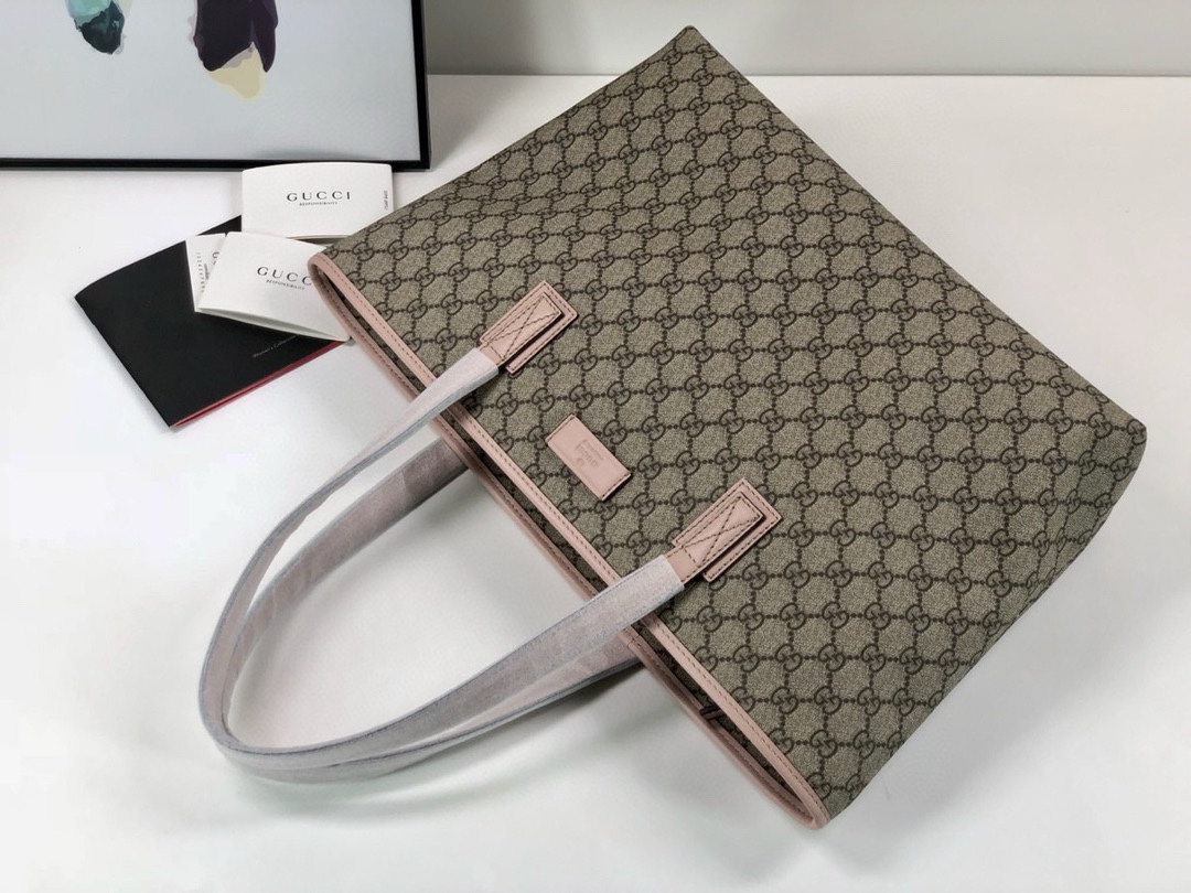 G*u*i top handle-38*28*14cm