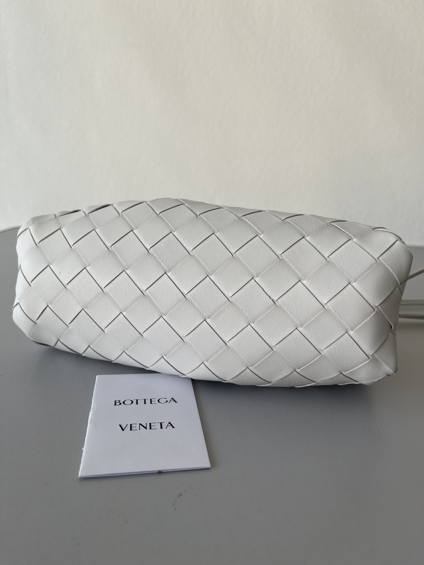b0tte*a Ven*ta the pouch bag-22*9cm